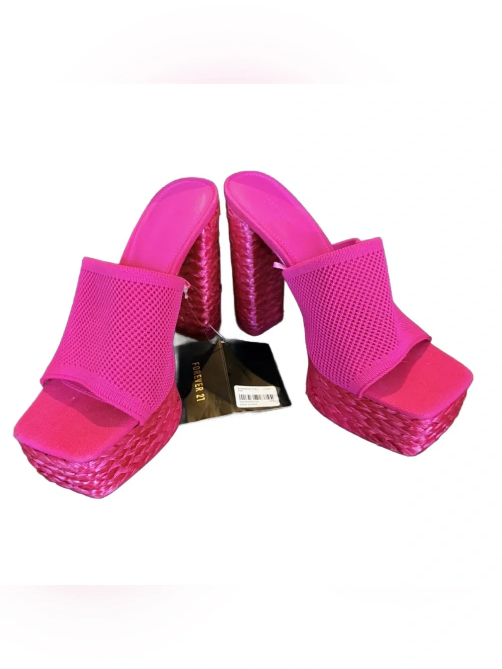 NWT Forever 21 Fuchsia Mesh Platform Mule Heels
